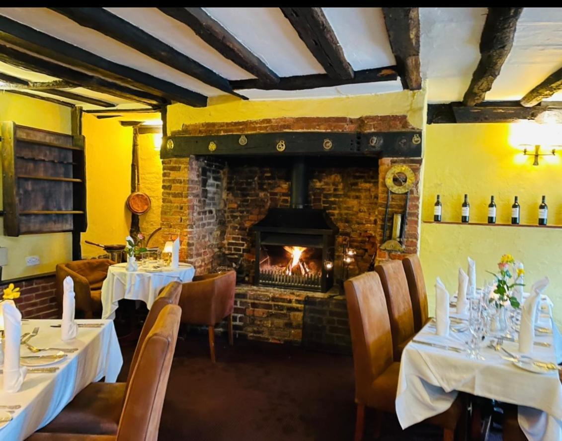 The Star And Eagle Hotel Goudhurst Exteriör bild